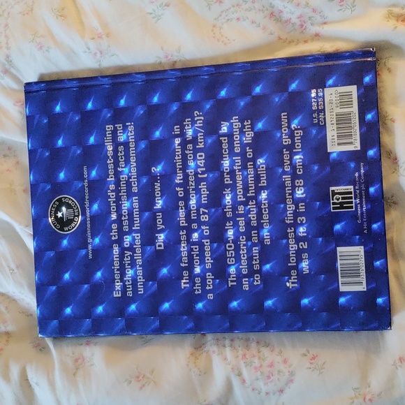 Guinness Book of World Records 2004 - Picture 3 of 8